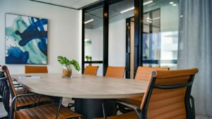 Réunion autour d'une table