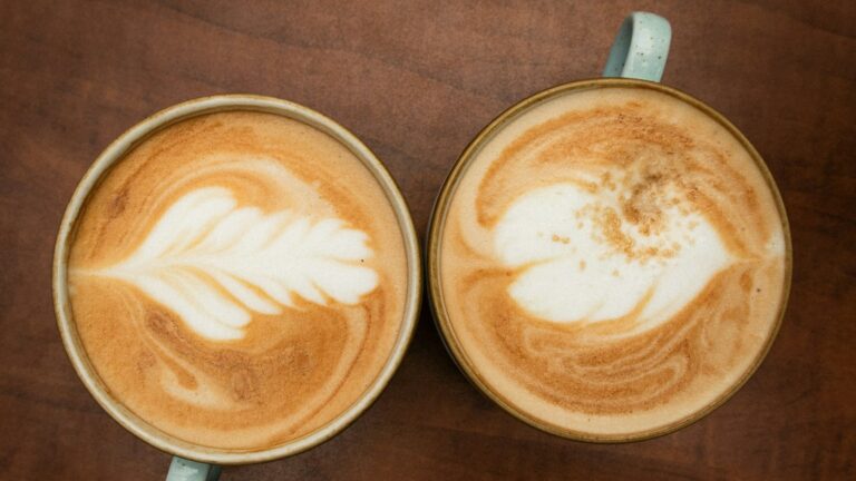 Mons : un « café parents-profs » à l’école des Ursulines – RTBF Actus